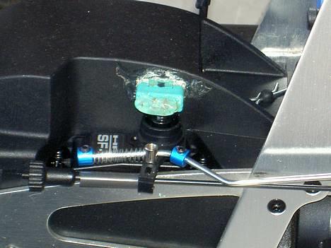 Truck Savage 25  - Lavet stik til ladning af hump pack, skiftet throttle arm,  billede 5