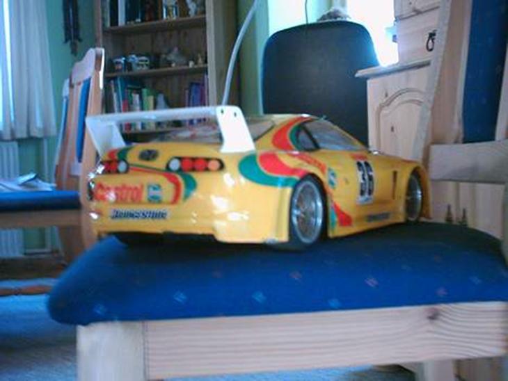 Bil tamiya... 4*4 - ja.. det så mit nye legetøj.. =)))) billede 1