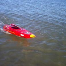 Båd Graupner Giant Racer