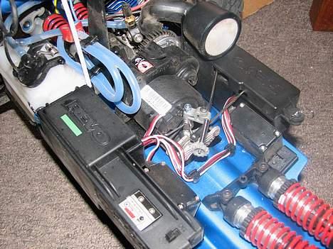 Off-Roader Traxxas Revo 3.3 billede 3