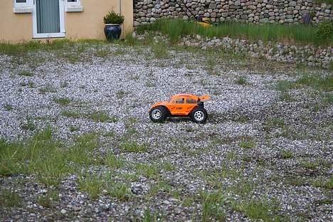 Off-Roader fg monster beelte(SOLGT) - jeg kom til at smadre den rude i baggrunden der røg 2 sten igennem billede 10