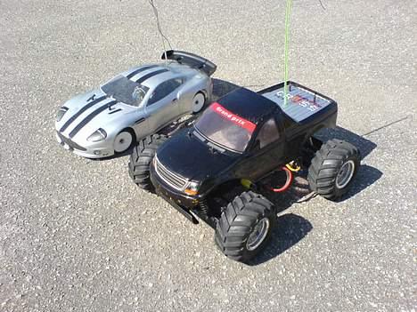 Off-Roader 4WD HBX Bonzer / RC BANE! - Min bil ved siden af Jacob-KB-Kim B´s aston martin billede 14