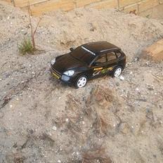 Bil porsche cayenne turbo