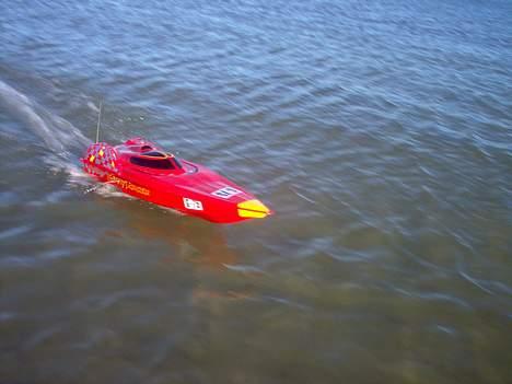 Båd Graupner Giant Racer billede 7