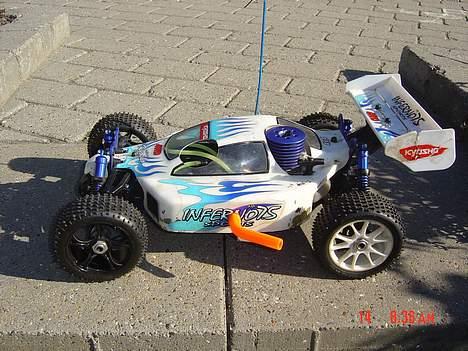 Buggy kyosho inferno 7.5 sport billede 10