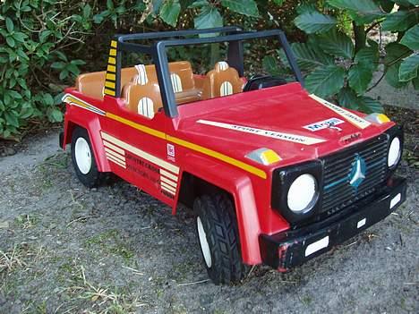 Bil Mercedes Benz offroad.  billede 8