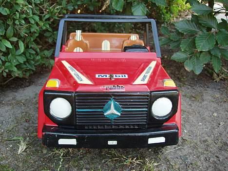 Bil Mercedes Benz offroad.  billede 9