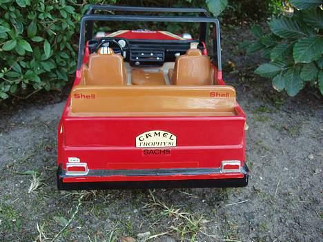 Bil Mercedes Benz offroad.  billede 10