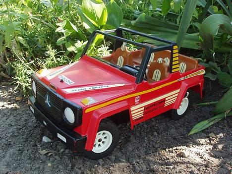 Bil Mercedes Benz offroad.  billede 15