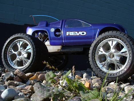 Truck traxxas revo (solgt) billede 1