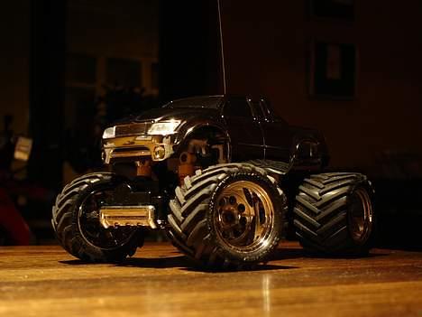 Truck Mini-Z Mad Force S.E. [solgt] billede 2