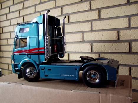 Lastbiler Mercedes - trækker fra siden billede 3