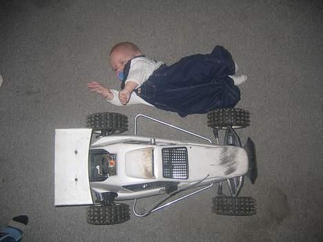 Bil FG Marder - Ja ja han skal jo lige på benene først billede 9