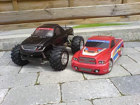 Bil Tamiya TT-01    (SOLGT) - Mine biler TT-01 til højre og Bonzeren til venstre billede 11