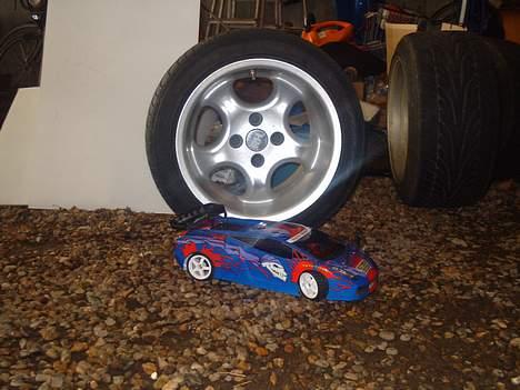 Bil gtr hbx touring 4 wd - PAS PÅ at du ikke vælter og risser mig billede 16