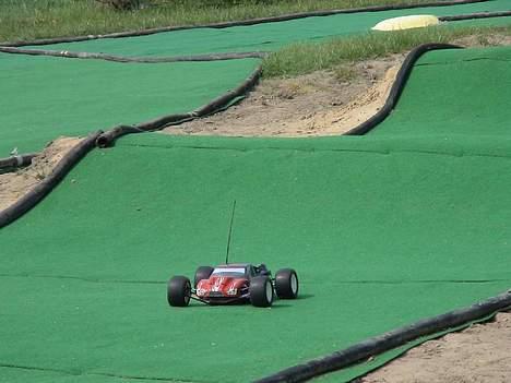 Truck Associated FactoryTeam T4 - Helt i bund billede 6