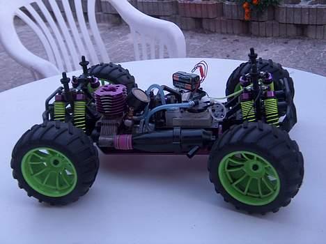 Off-Roader Tyrannosaurus *solgt* - Tja. Da jeg landede forkert i et hop, smadrede jeg styreservoen. Bestiller billede 11