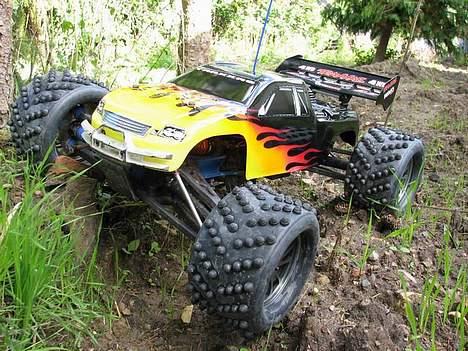 Off-Roader Traxxas Revo 3.3 billede 9