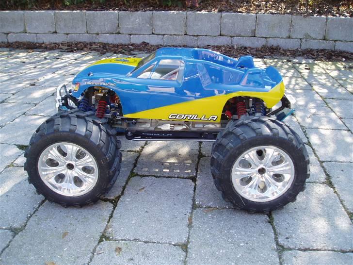 Truck Gorilla E-maxx  - Brushless Gorillamaxx med Proline 40 series Masher hjul billede 7