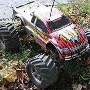 Off-Roader Traxxas S-Maxx solgt