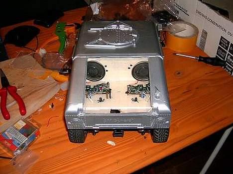 Bil Humvee - Og så sidder det i og spiller. billede 7