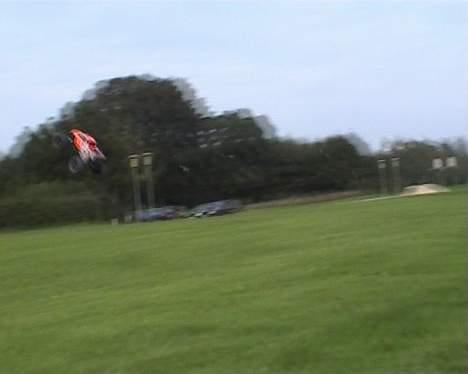 Off-Roader SAVAGE 25. 4,6 cc - det var nok lige i overkanten billede 13