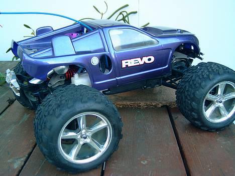 Truck traxxas revo (solgt) billede 11
