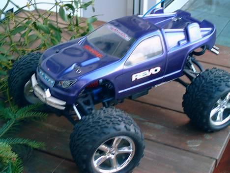 Truck traxxas revo (solgt) billede 12