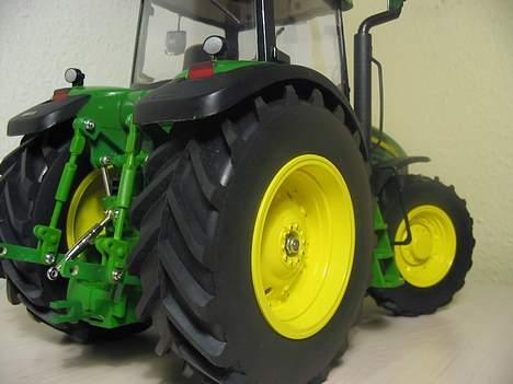 Lastbiler John Deere 7920 billede 11