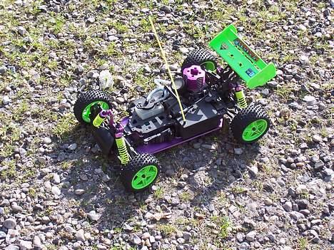Buggy Atomic Warhead billede 2