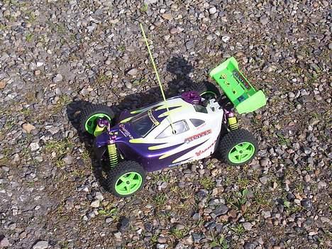 Buggy Atomic Warhead billede 4