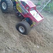 Off-Roader Bonzer Monster truck XT