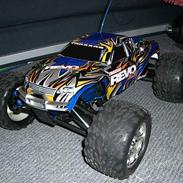 Truck Traxxas Revo 3.3 solgt