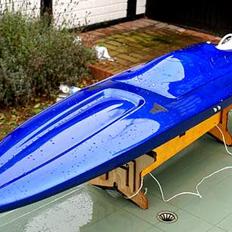 Båd Delta Force 90, 23 ccm