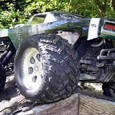 Truck HPI Savage 25 LE