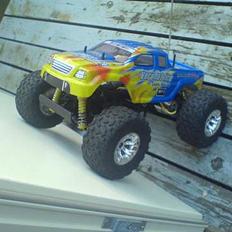 Off-Roader Bonzer Monster Truck XT
