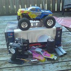 Off-Roader Bonzer Monster Truck XT