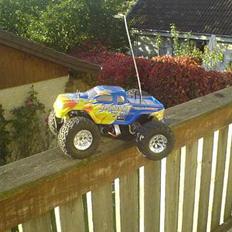 Off-Roader Bonzer Monster Truck XT