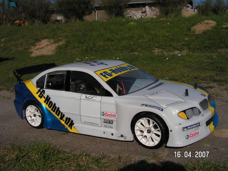 Bil FG EVO-07 SOLGT - Her ses den ene af karroserne  nymalet billede 7