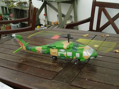 Helikopter BH-s70----- solgt billede 7