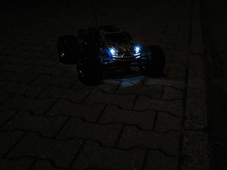 Truck Traxxas Revo 3.3 billede 6