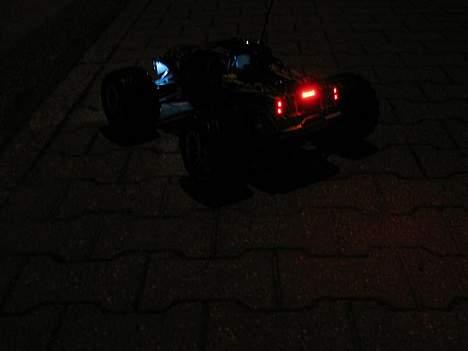 Truck Traxxas Revo 3.3 - bremselys billede 8