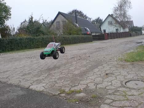 Off-Roader Cross Tiger (SOLGT) - hoppet er lige nede i  gruset og kommer op lige bag ved fortoget  billede 19