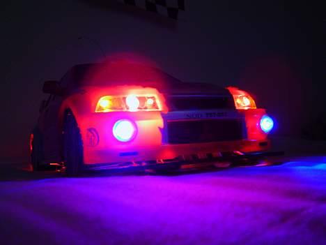 Bil Mitsubishi Lancer Evo QD - har skiftet forlygterne og sat nogle flere i billede 10