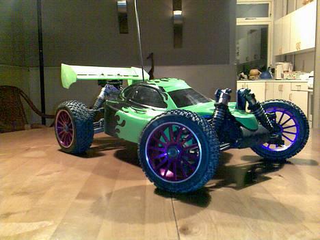 Buggy bazooka solgt - fik lige et par nye fælge på  billede 9