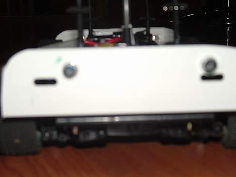 Bil rc-bil - har en ide om at lave lys på den med blå dioder foran og røde i bag billede 11