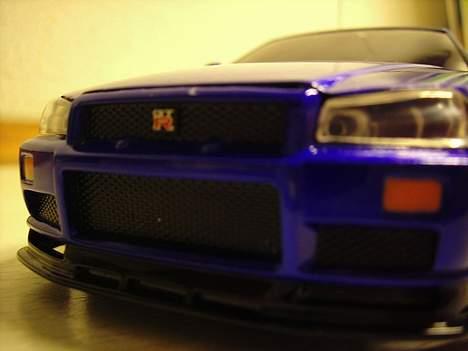Bil Nissan Skyline GT-R34 - Uuuh den er så fucked up ond den front!!! billede 4