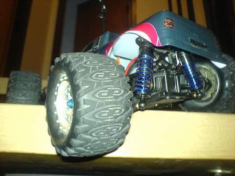 Truck RC18MT billede 6