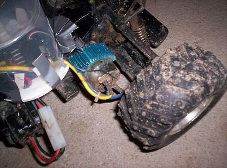 Bil Bonzer big foot - Venstre baghjul og motor billede 12