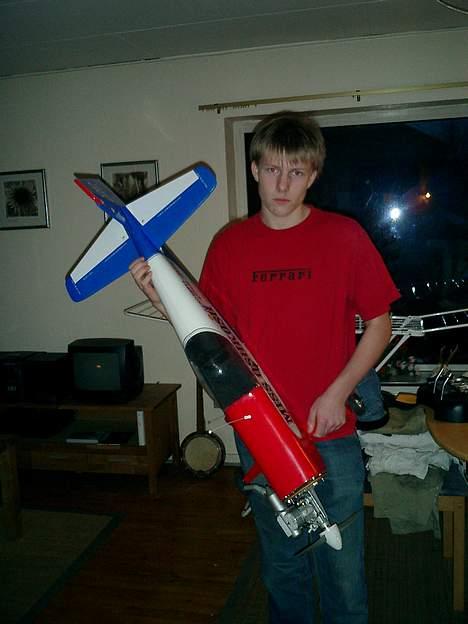 Fly cap 23 "bortgivet" billede 2